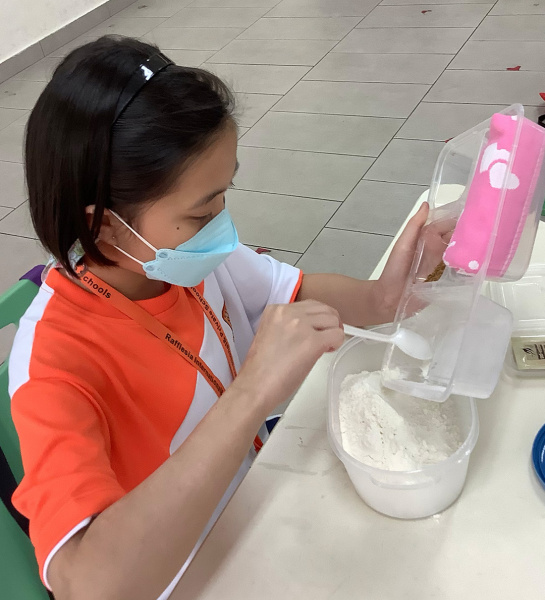 Dough with Yeast Experiment