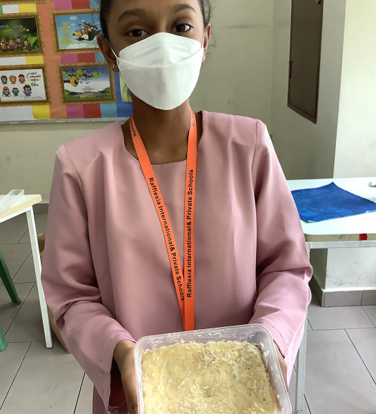 Dough with Yeast Experiment