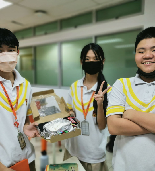 Harnessing Solar Power with Solar Oven