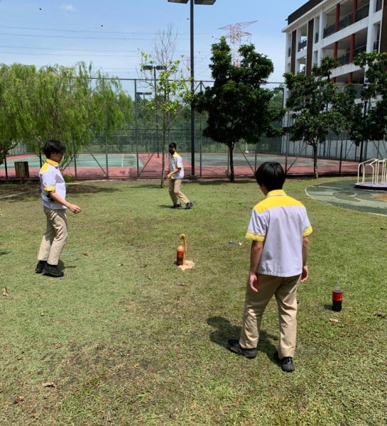 Fizz, Pop, Wow: Coke and Mentos Geyser Experiment!