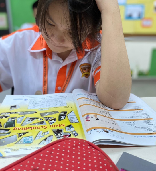 'Mein Schultag' and 'Meine Schule'