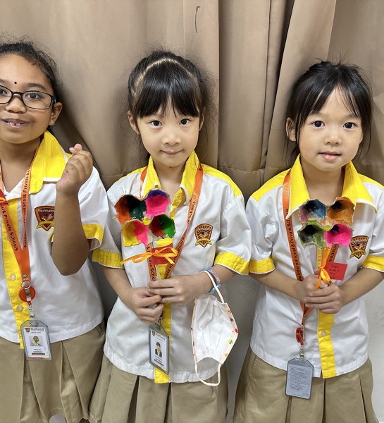  Celebrating Mother's Day & Teacher's Day with Creative Art