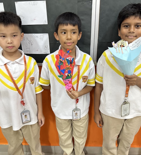  Celebrating Mother's Day & Teacher's Day with Creative Art
