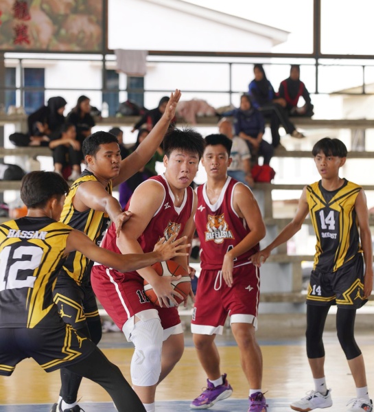 Slam Dunk Success for Sekolah Menengah Rafflesia!