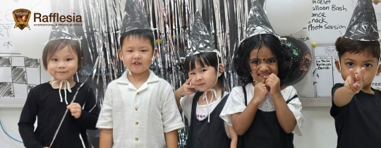 BLACK & WHITE PARTY FUN!